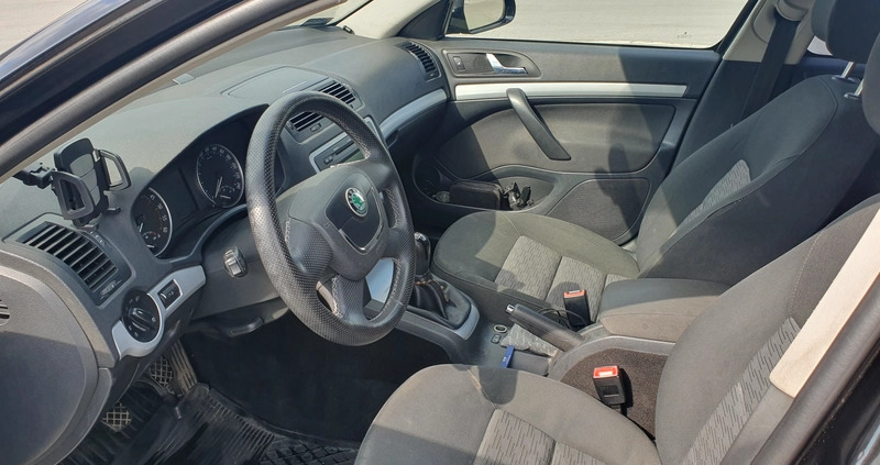 Skoda Octavia cena 15500 przebieg: 327000, rok produkcji 2009 z Lublin małe 172